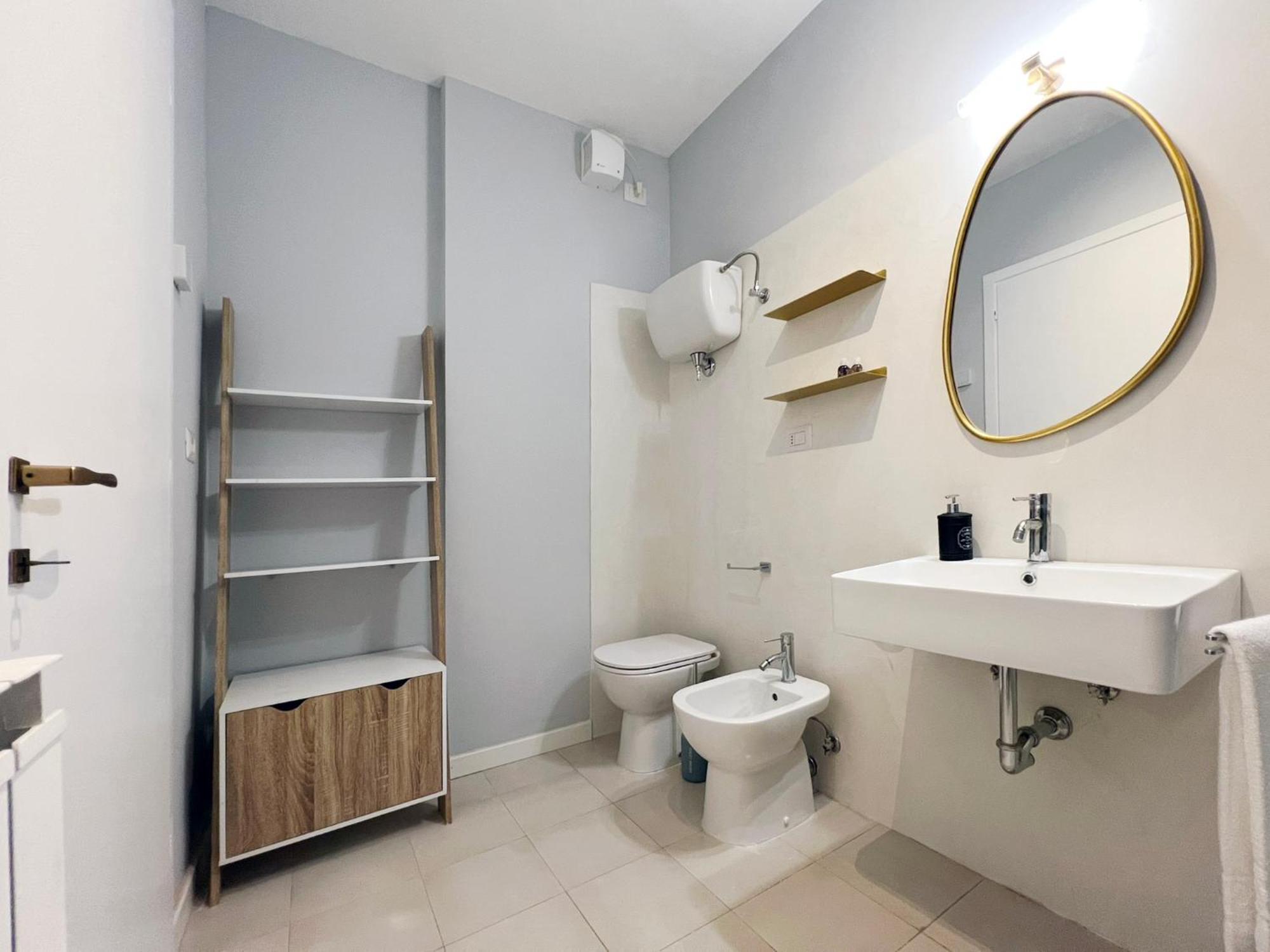 Glamorous Flat With Jacuzzi, King Size Bed And Small Balcony Perugia Exterior foto